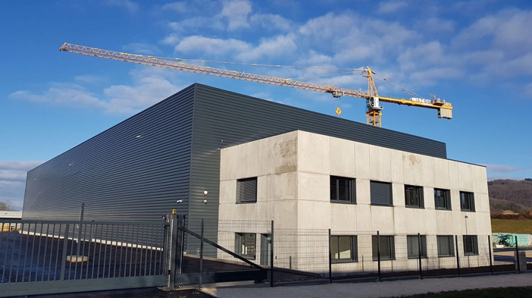 Bâtiment professionnel, Bureau, Hangar, Bâtiment industriel, Rénovation, Contemporain