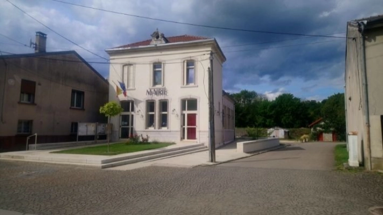 Bâtiment accueillant du public (ERP), Réhabilitation, Traditionnel, Historique