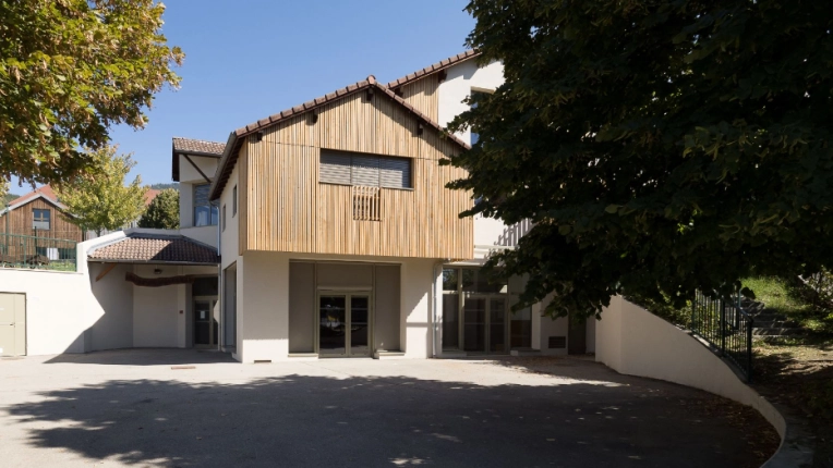 Bâtiment professionnel, Bureau, Bâtiment accueillant du public (ERP), Construction neuve, Rénovation énergétique, Traditionnel