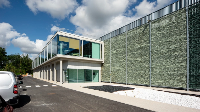 Bureau, Bâtiment industriel, Bâtiment accueillant du public (ERP), Construction neuve, Contemporain