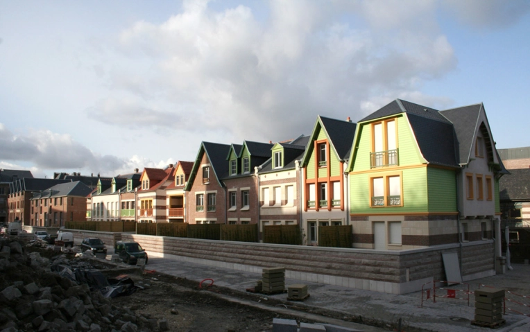 Single-Family Homes, Townhouses, New Build, Traditional