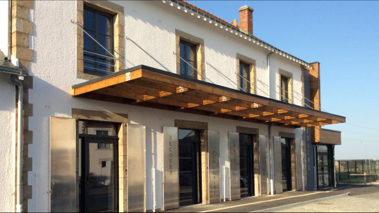 Jardin, Bâtiment professionnel, Bureau, Bâtiment accueillant du public (ERP), Construction neuve, Réhabilitation, Contemporain, Historique