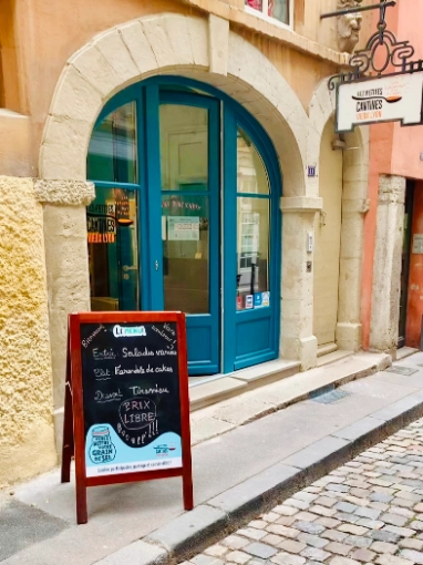 Transformation, Hôtellerie - Restauration, Historique