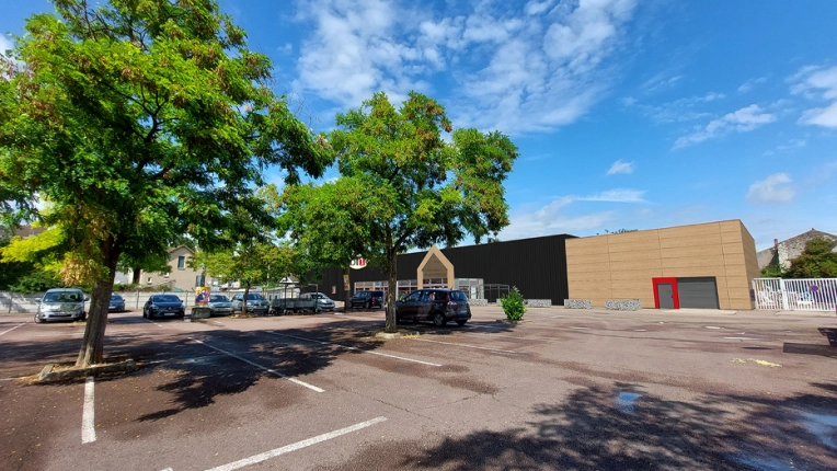 Mise aux normes, Bâtiment accueillant du public (ERP), Contemporain