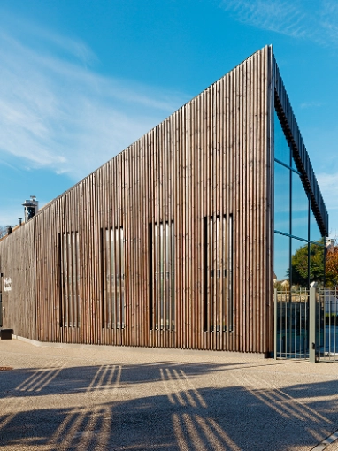 Bâtiment accueillant du public (ERP), Construction neuve, Contemporain