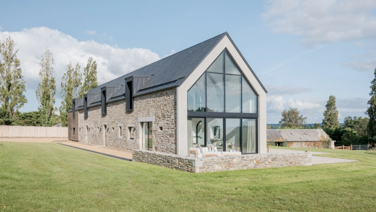 Transformation, Terrasse, Maison individuelle, Rénovation, Maison de campagne, Architecture d’intérieur, Réhabilitation, Rénovation énergétique, Contemporain, Ancien, Minimaliste