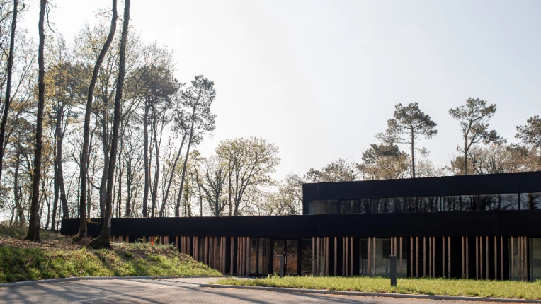 Jardin, Bâtiment professionnel, Bureau, Bâtiment industriel, Architecture d’intérieur, Construction neuve, Usine, Contemporain, Minimaliste