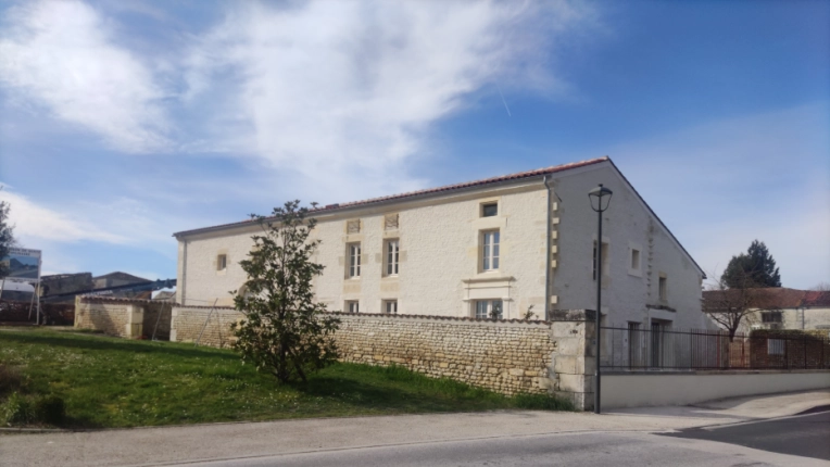 Transformation, Mise aux normes, Bâtiment accueillant du public (ERP), Architecture d’intérieur, Rénovation énergétique, Traditionnel, Historique