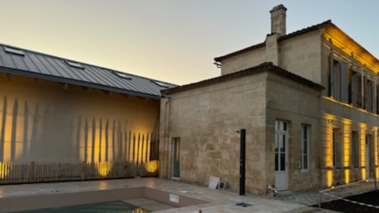 Jardin, Hôtellerie - Restauration, Piscine, Architecture d’intérieur, Rénovation énergétique, Traditionnel, Historique